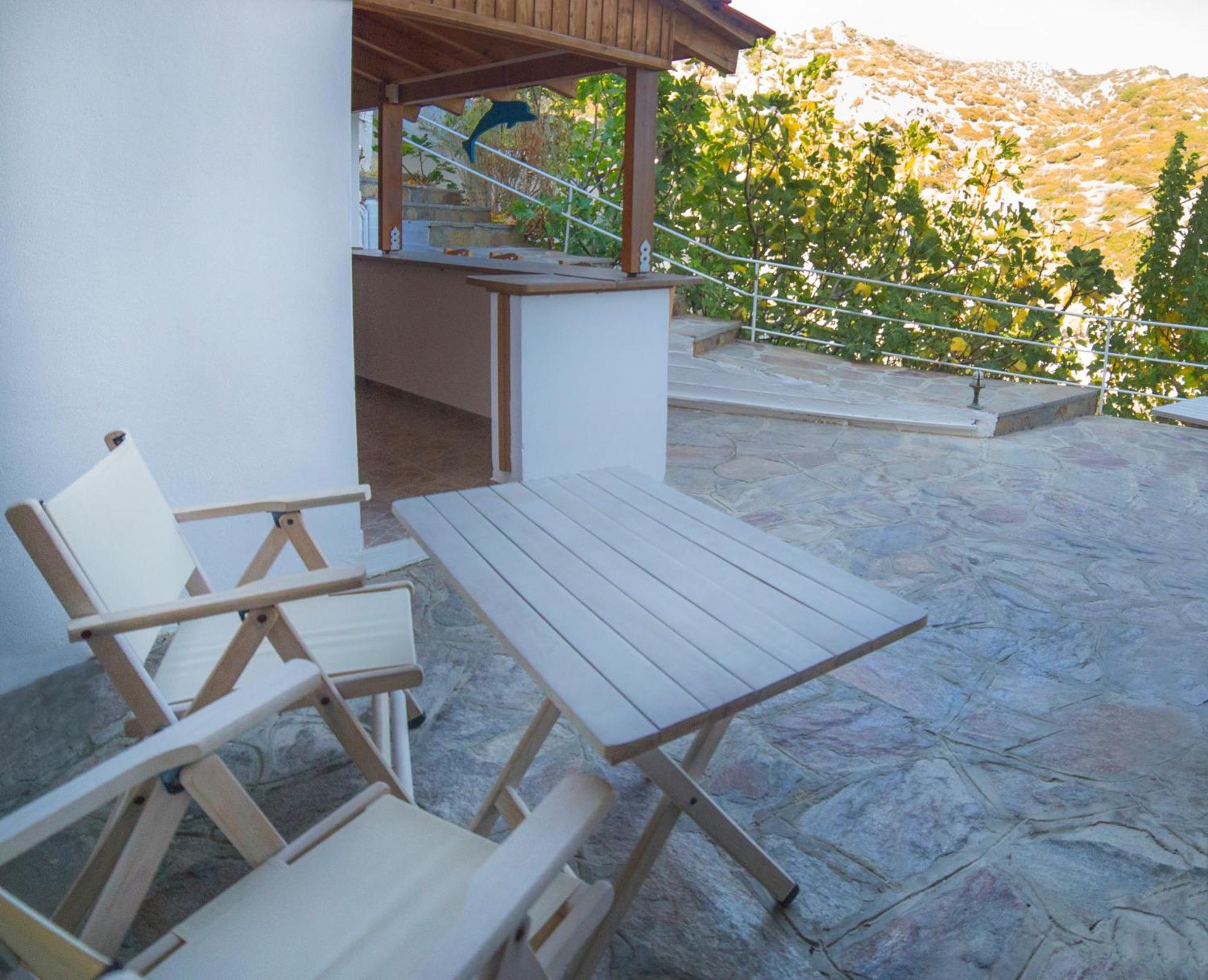 Marina Hotel Agios Kirykos  Exterior photo